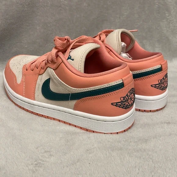 Air Jordan 1 Low Sneakers Sneakers Size 7 - Picture 3 of 7